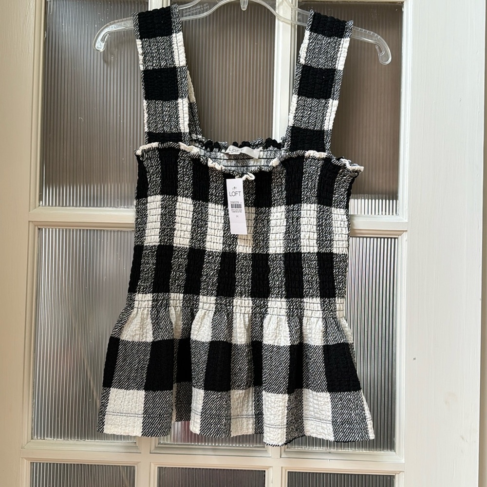 NWT LOFT Outlet shirred top